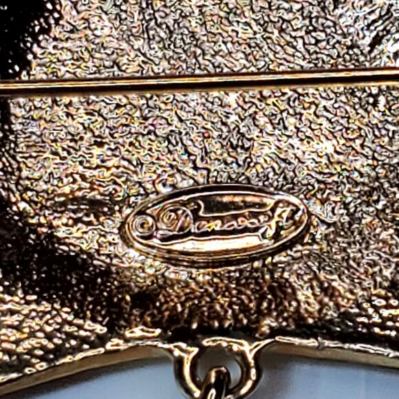 Danecraft I Love 2 Stitch Brooch Enamel Heart Dangle Charm Gold Tone 3" - Picture 3 of 4